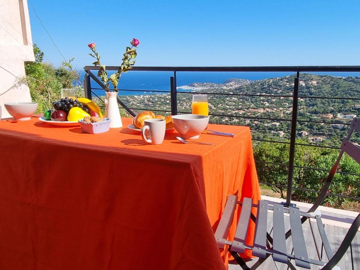 Holiday Home Les Terrasses De L'Eau Blanche-4 By Interhome Cavalaire-sur-Mer Esterno foto
